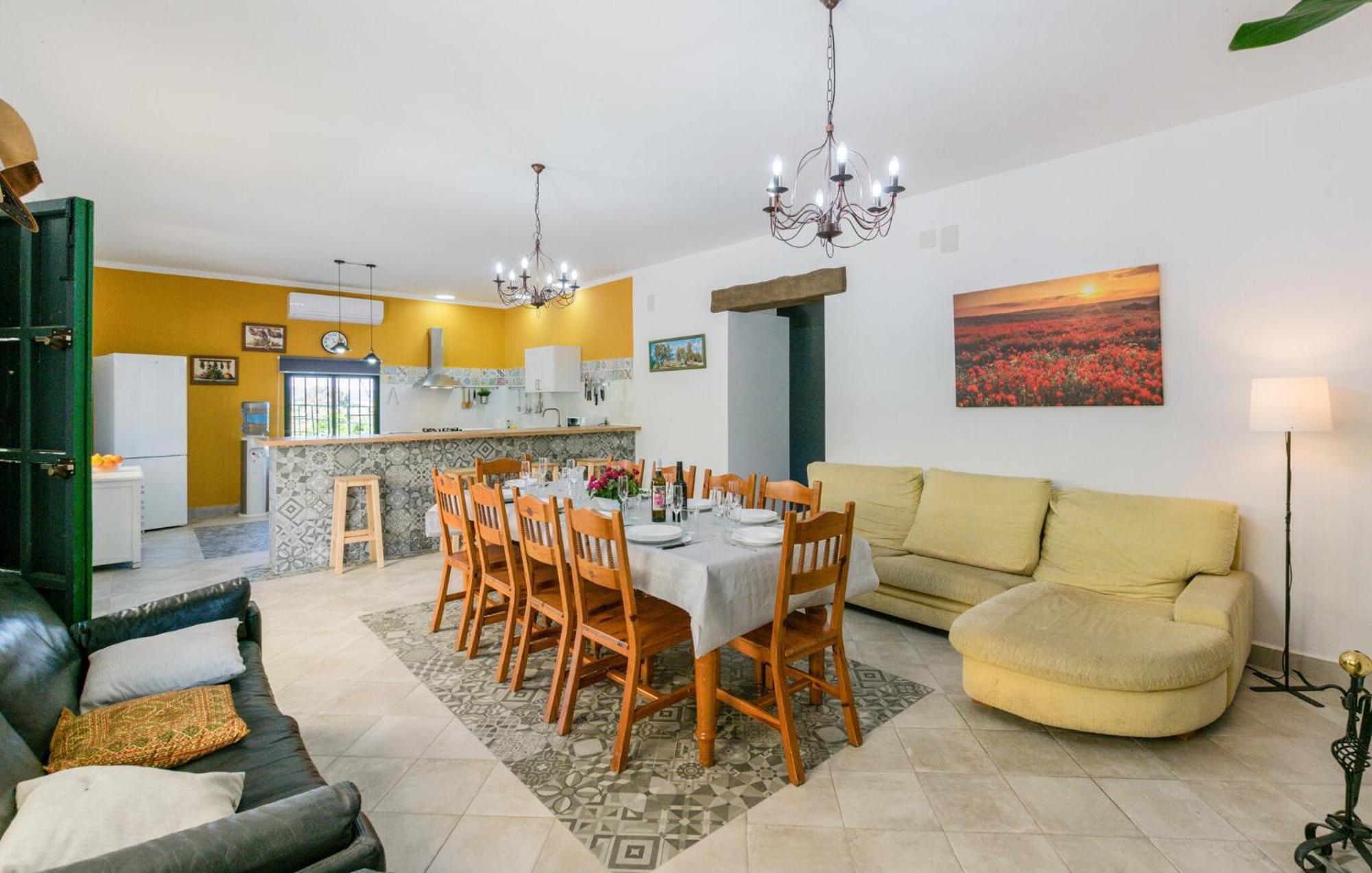 6 Bedroom Amazing Home In La Puebla De Los Infan La Puebla de los Infantes Εξωτερικό φωτογραφία